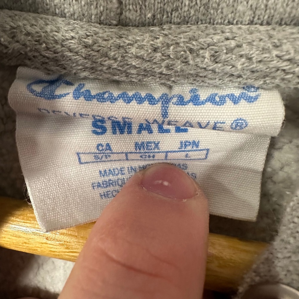 Champion Chatham Reverse Weave Hoodie Sweatshirt Gray‎ Size Small Pullover - Picture 3 of 4
